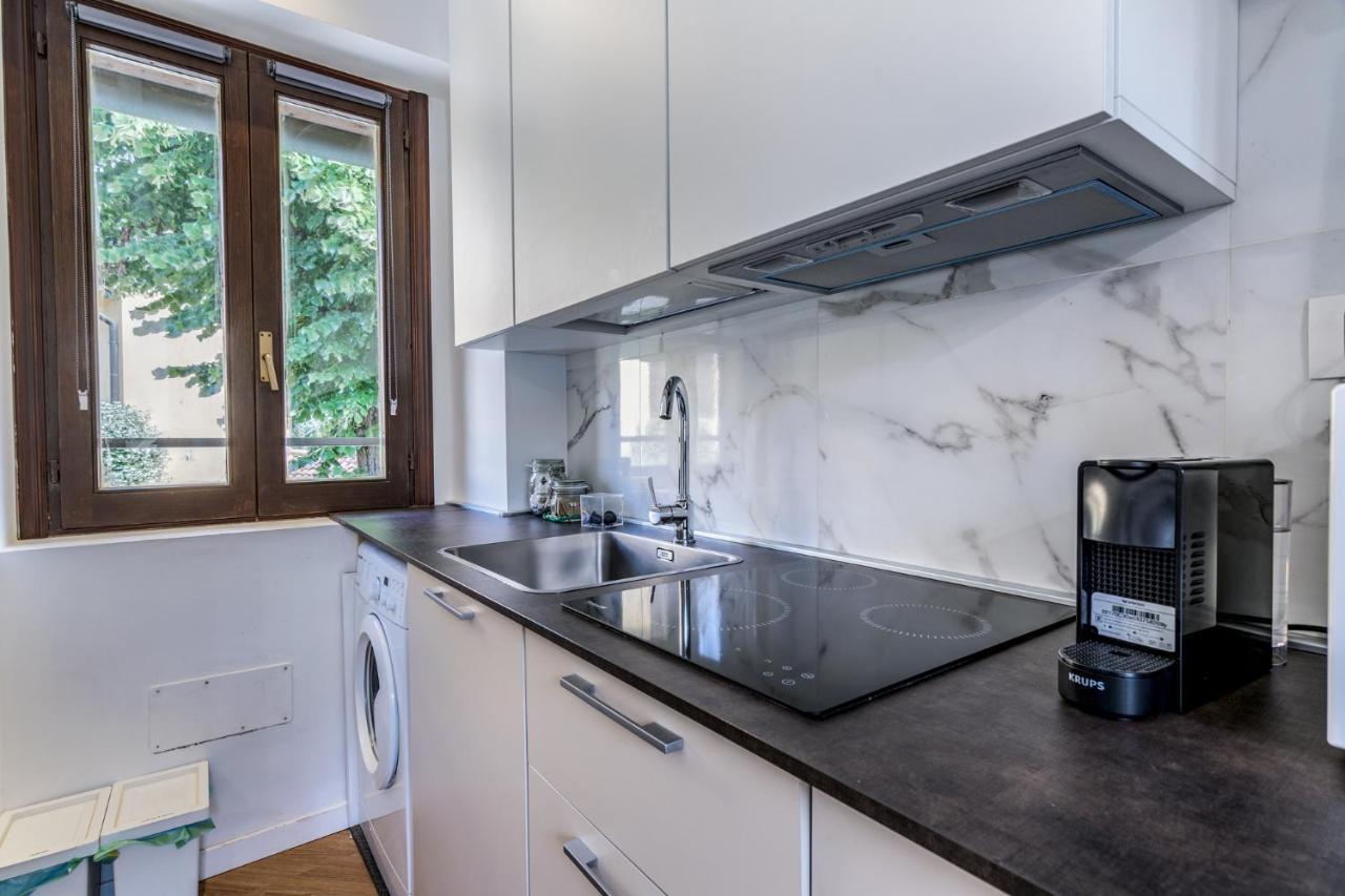 Morimondo Studio Apartment Milano Eksteriør billede